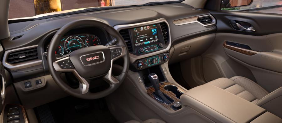 Торпедо GMC Acadia Denali 2016 года  (фото 29 из 33)